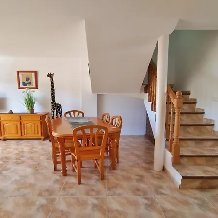 Vacay Mateua, A Paso De Playa! Apartment